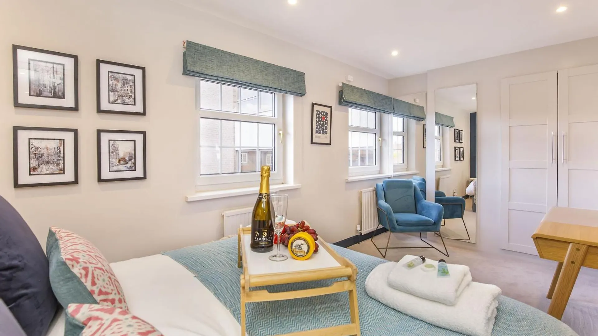 Coach House Loft Villa York